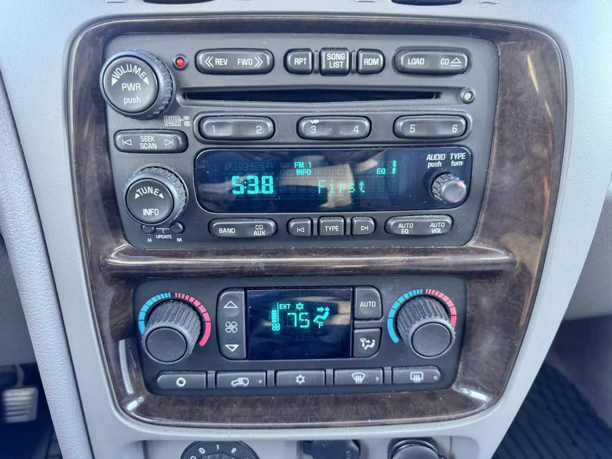 Used 2006 Buick Rainier CXL AWD/4WD image 47