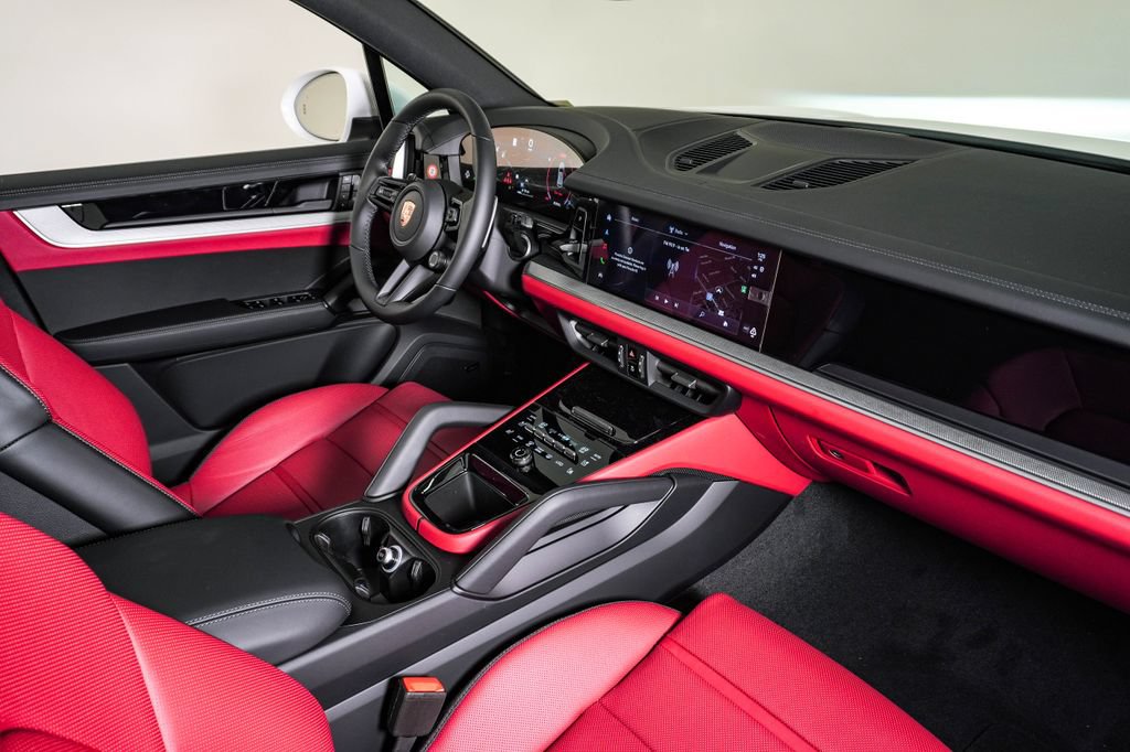 New 2026 Porsche Cayenne AWD/4WD image 14