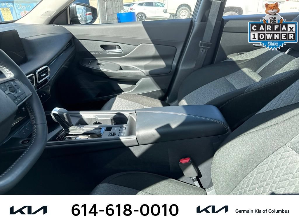 Used 2026 Nissan Sentra SV w/ SV Convenience Package FWD image 9