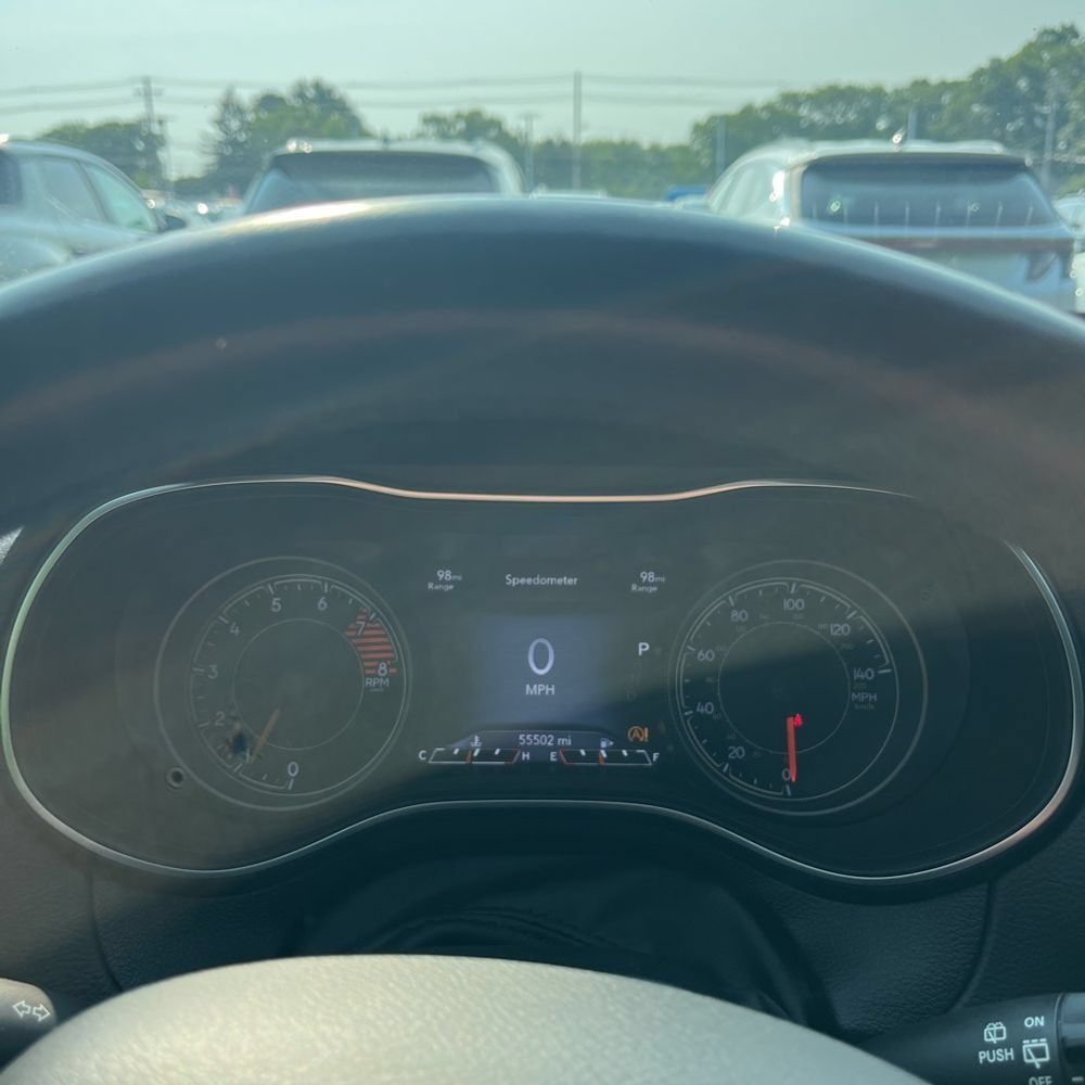 Used 2019 Jeep Cherokee High Altitude AWD/4WD image 7