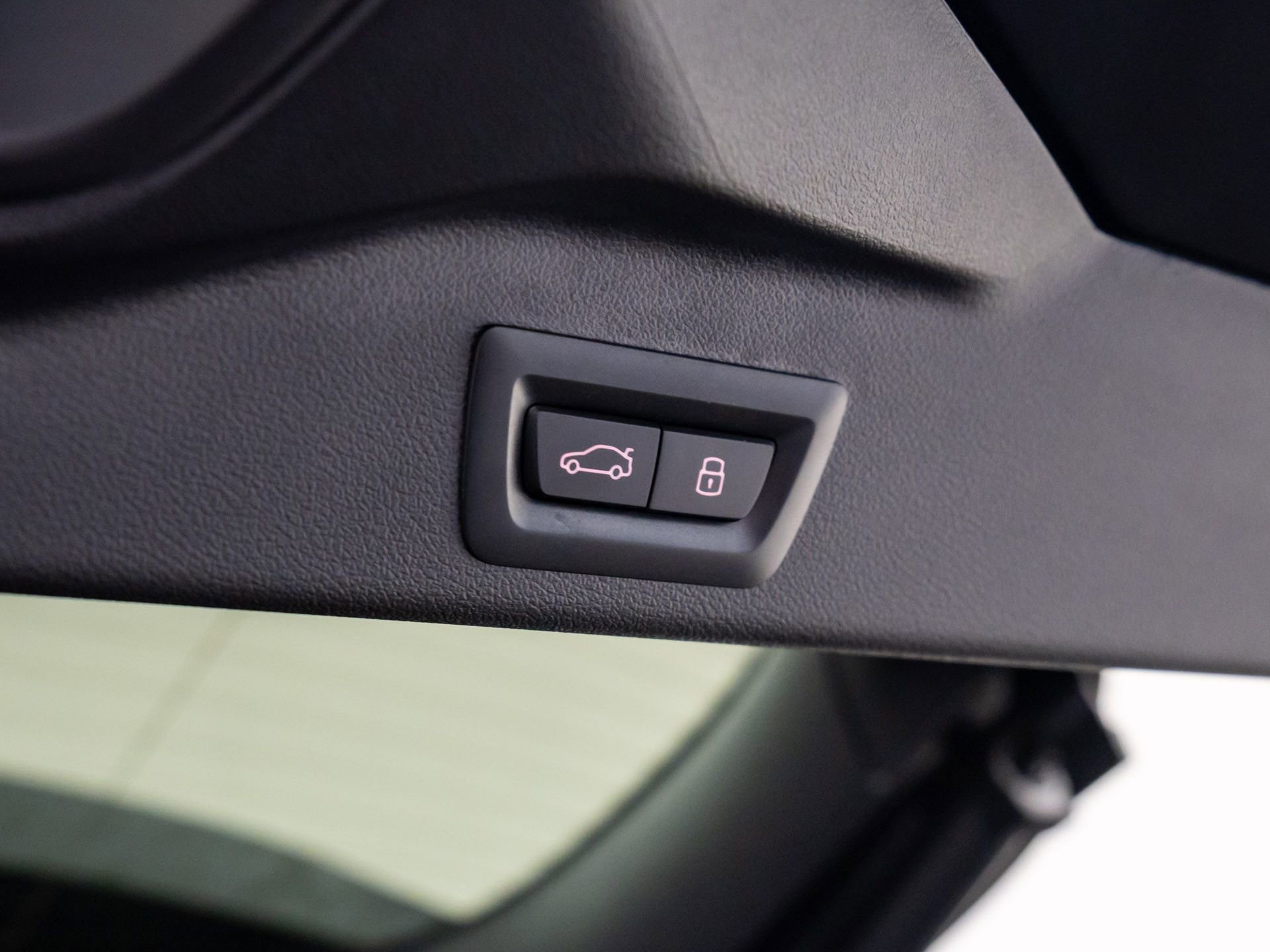 Used 2024 BMW X5 M60i image 34