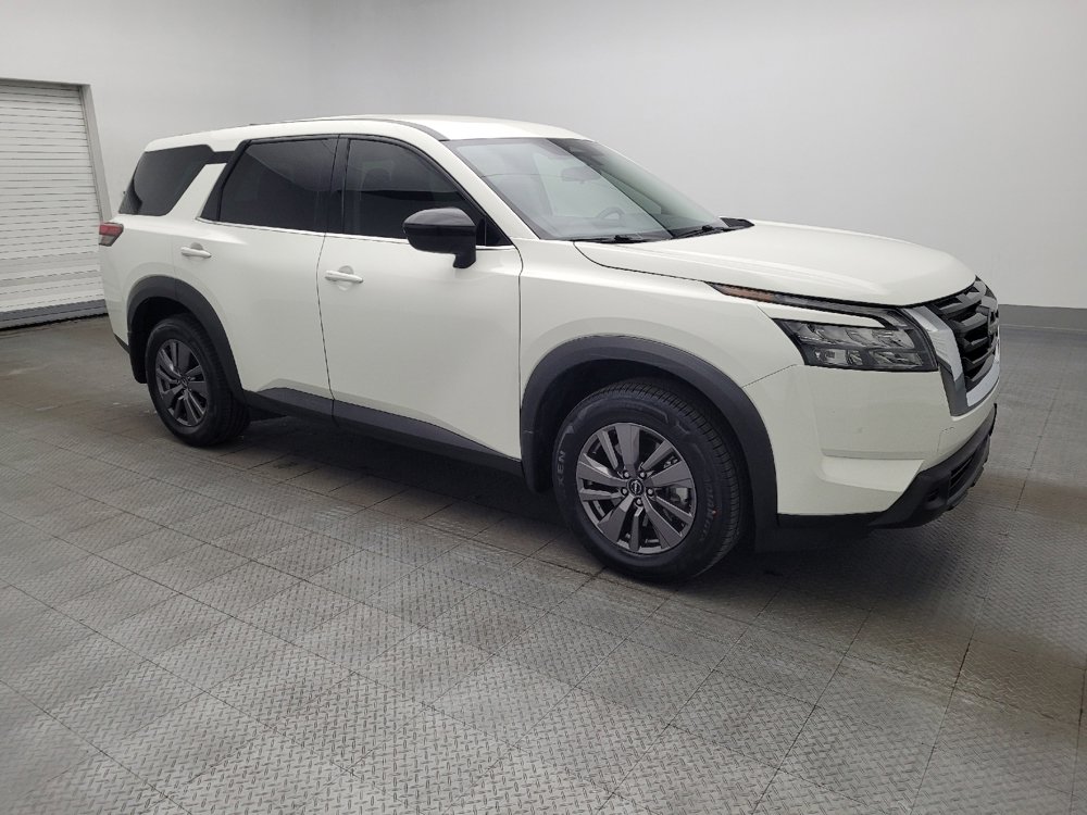 Used 2023 Nissan Pathfinder S image 11