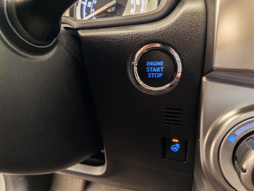 Used 2023 Toyota 4Runner Limited image 22