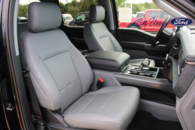 New 2025 Ford F150 Lightning Flash image 8