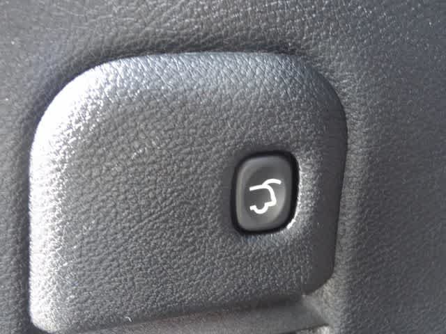 Used 2019 Jeep Grand Cherokee Laredo RWD image 10