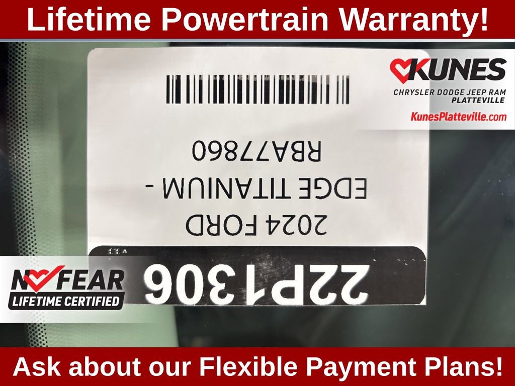 Used 2024 Ford Edge Titanium image 33