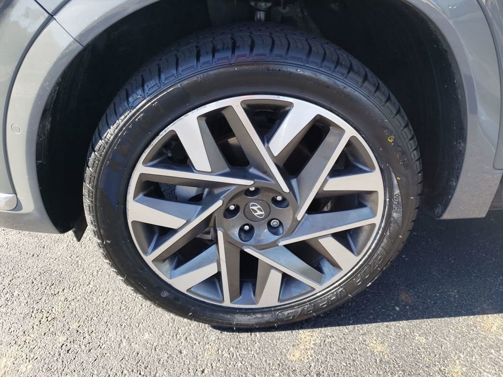 Used 2023 Hyundai Santa Fe Calligraphy image 28