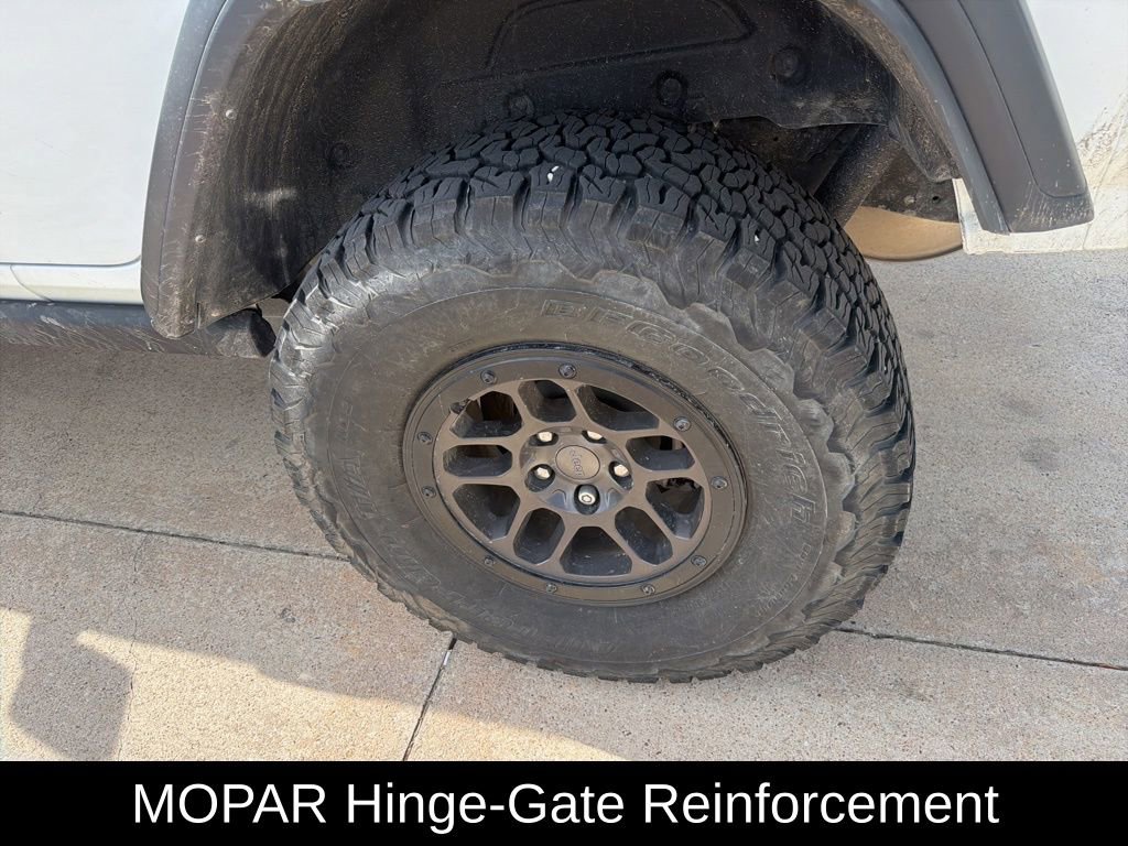 Used 2023 Jeep Wrangler Unlimited Rubicon w/ Xtreme 35 Tire Package image 8