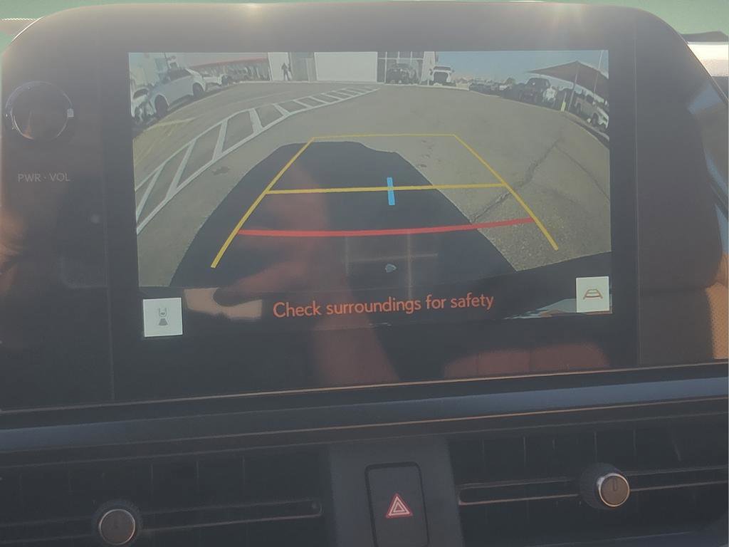 New 2026 Lexus UX 300h FWD image 23