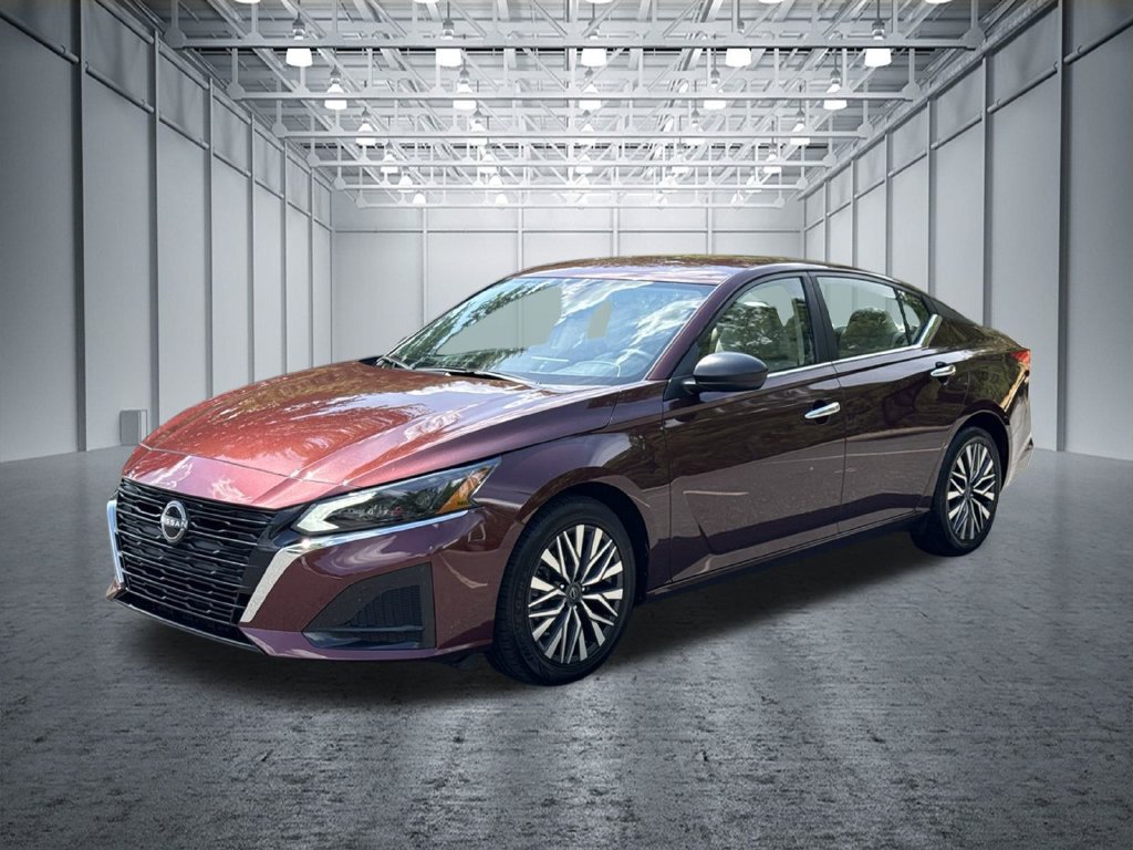 Certified 2025 Nissan Altima 2.5 SV FWD image 3