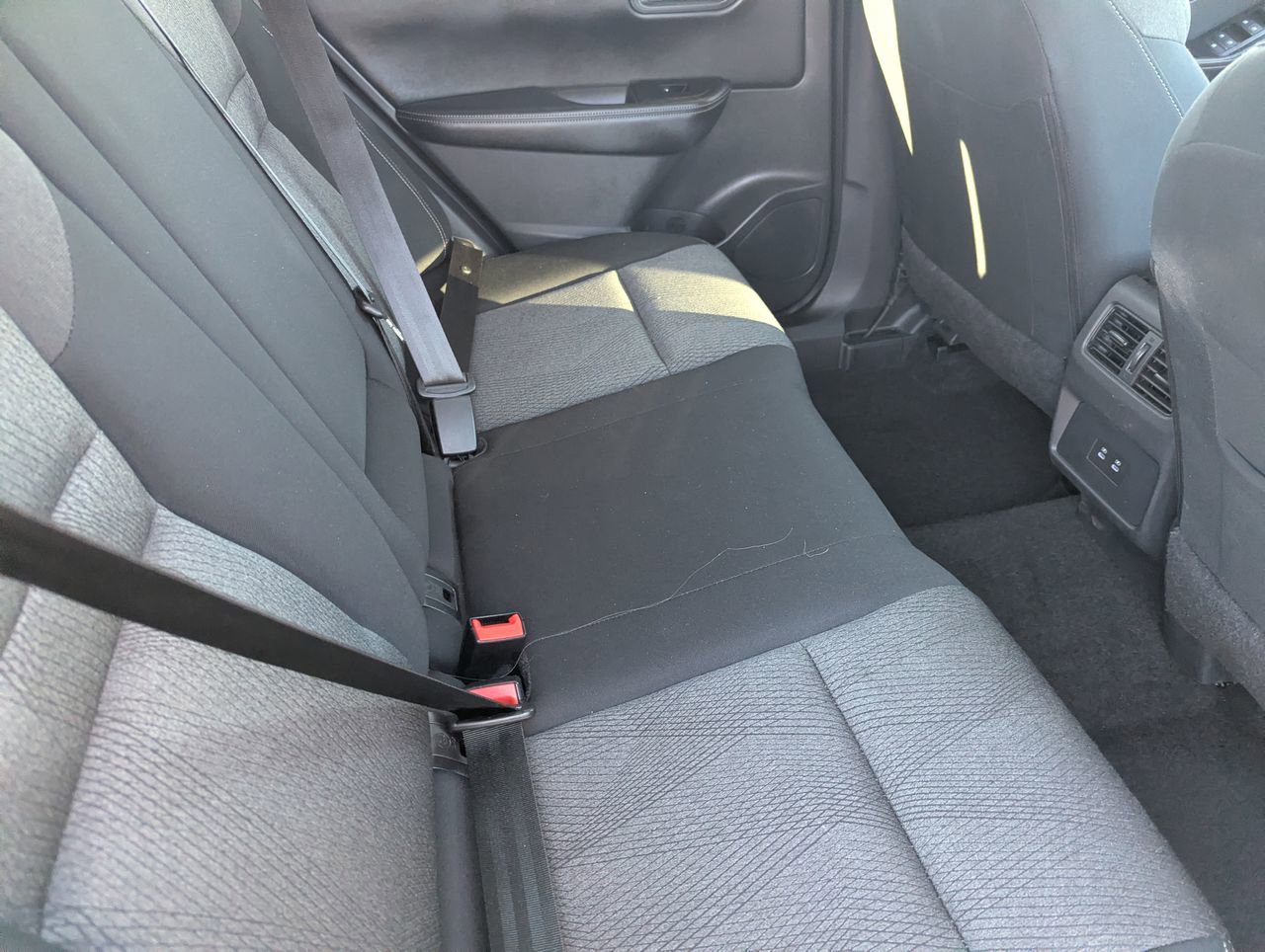 Certified 2025 Nissan Rogue SV image 15