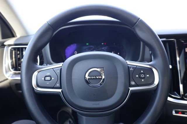 Used 2024 Volvo S60 B5 Core image 16