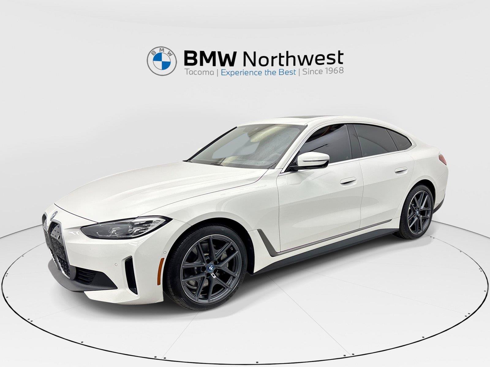 Used 2023 BMW i4 eDrive40 w/ Parking Assistance Package RWD image 1