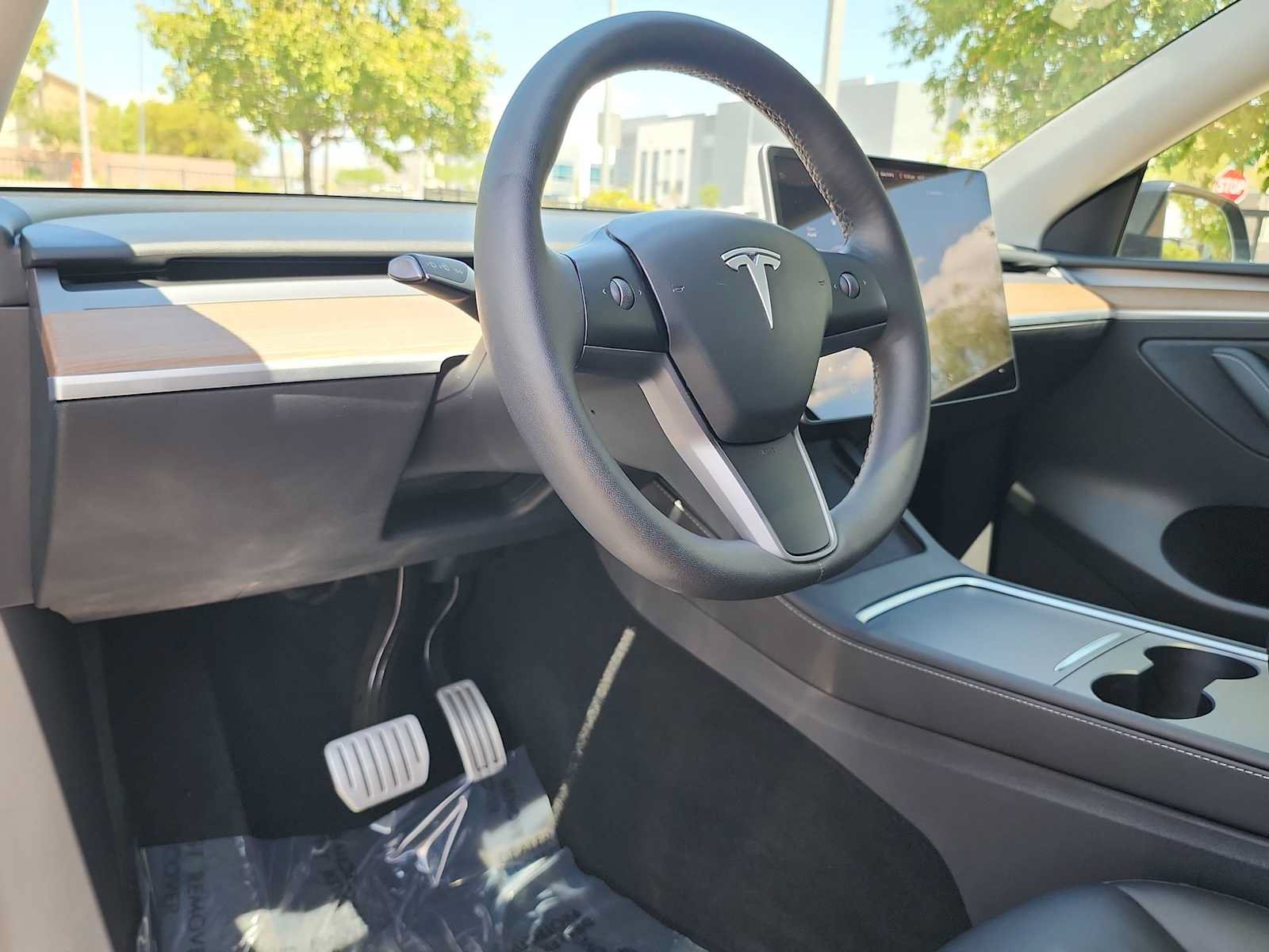 Used 2024 Tesla Model Y Performance AWD/4WD image 10