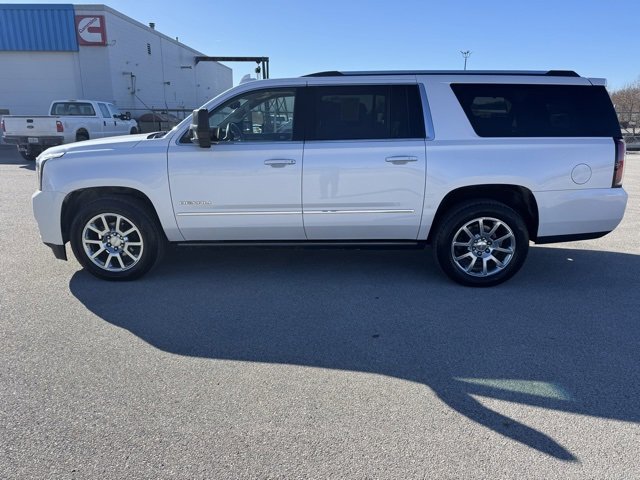 Used 2019 GMC Yukon XL Denali w/ Open Road Package image 2