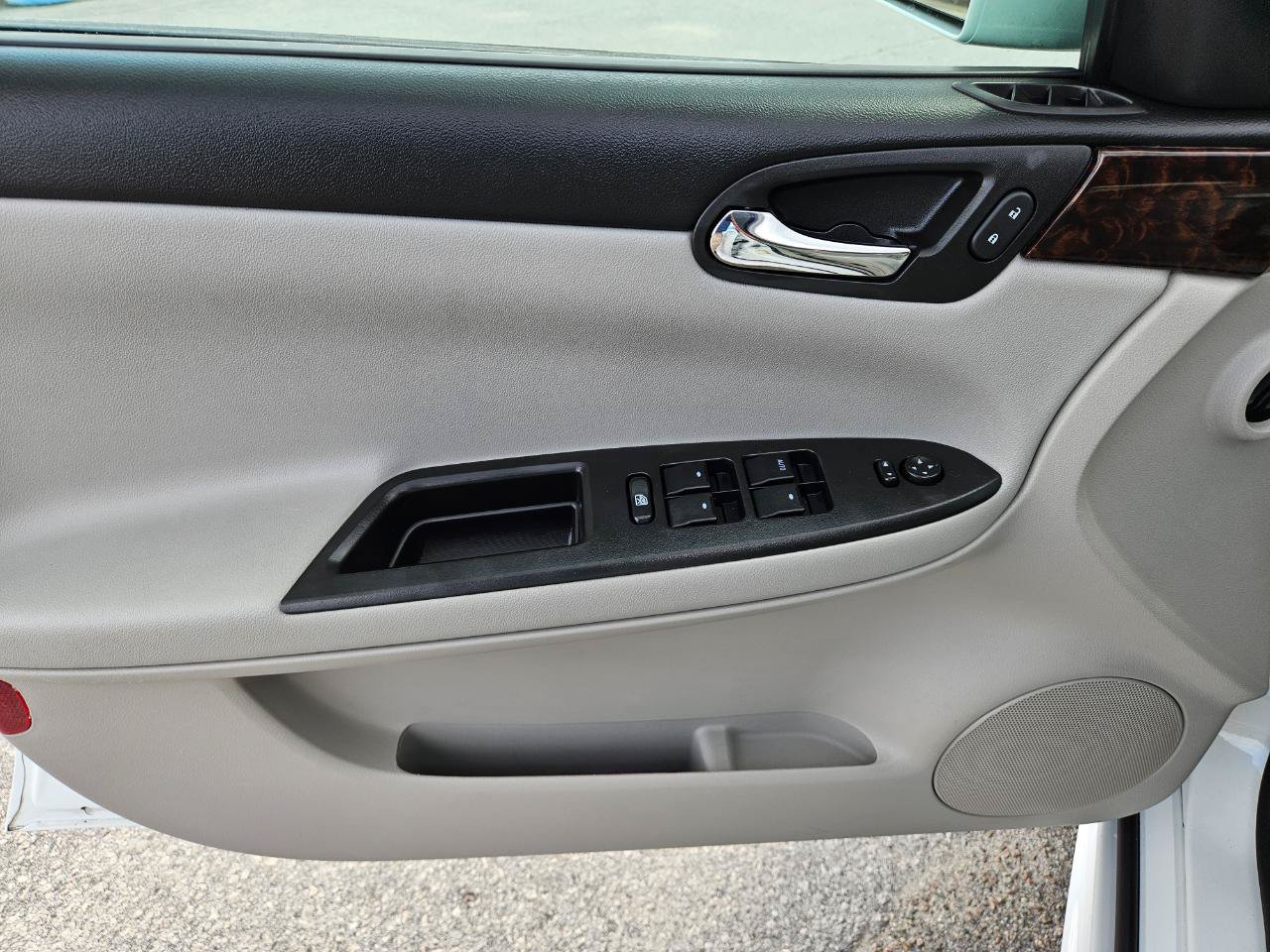 Used 2016 Chevrolet Impala Limited LS FWD image 11