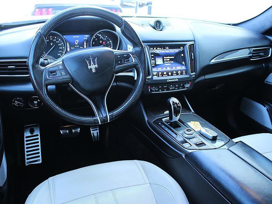 Used 2018 Maserati Levante S GranSport image 10