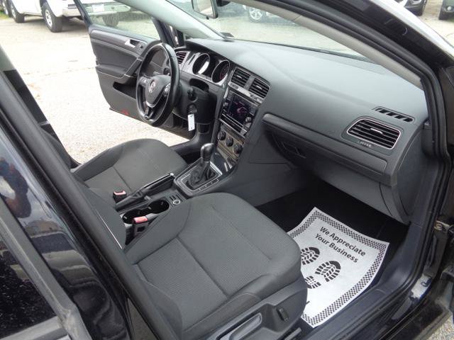 Used 2019 Volkswagen Golf S FWD image 20