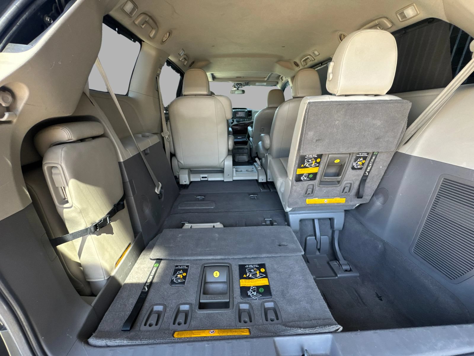 Used 2011 Toyota Sienna XLE w/ XLE Navigation Pkg FWD image 42