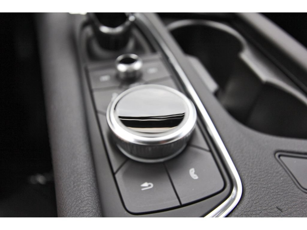 New 2026 Cadillac XT5 Premium Luxury w/ Driver Assist Package FWD image 21