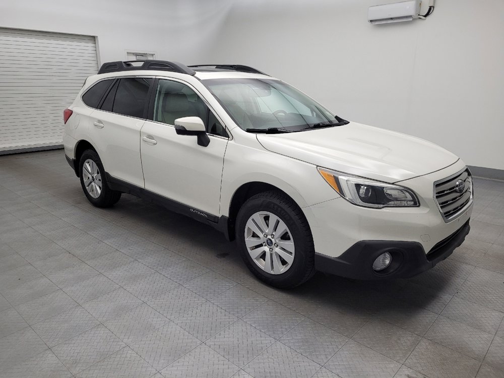 Used 2015 Subaru Outback 2.5i Premium image 11