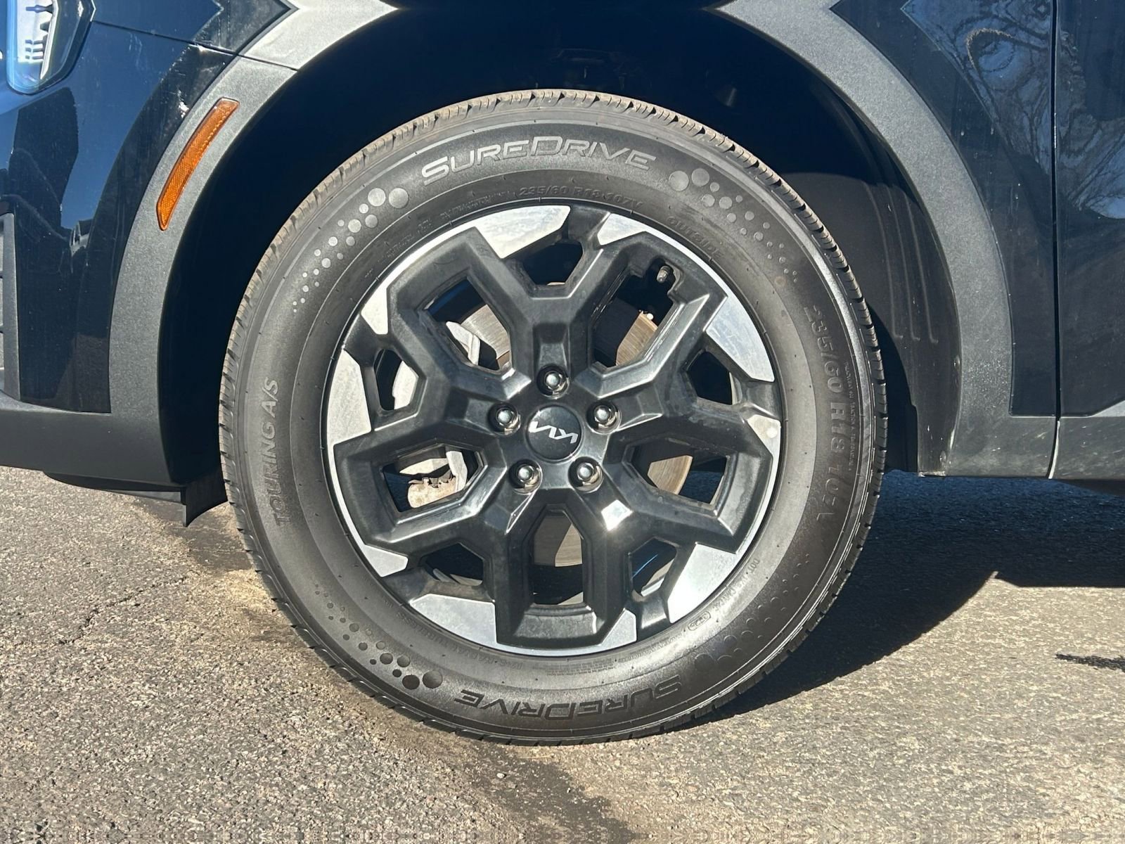 Used 2024 Kia Sorento S image 31