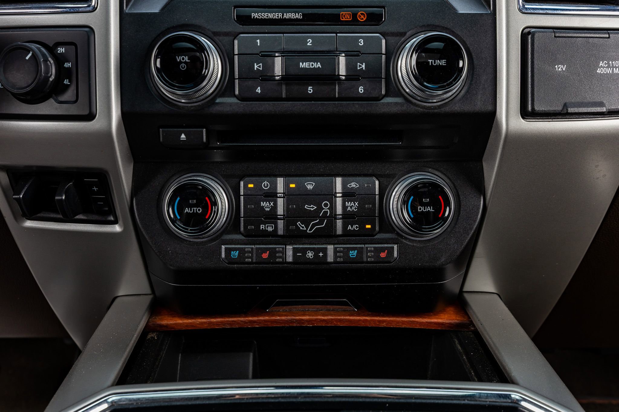 Used 2017 Ford F250 King Ranch w/ King Ranch Ultimate Package image 26