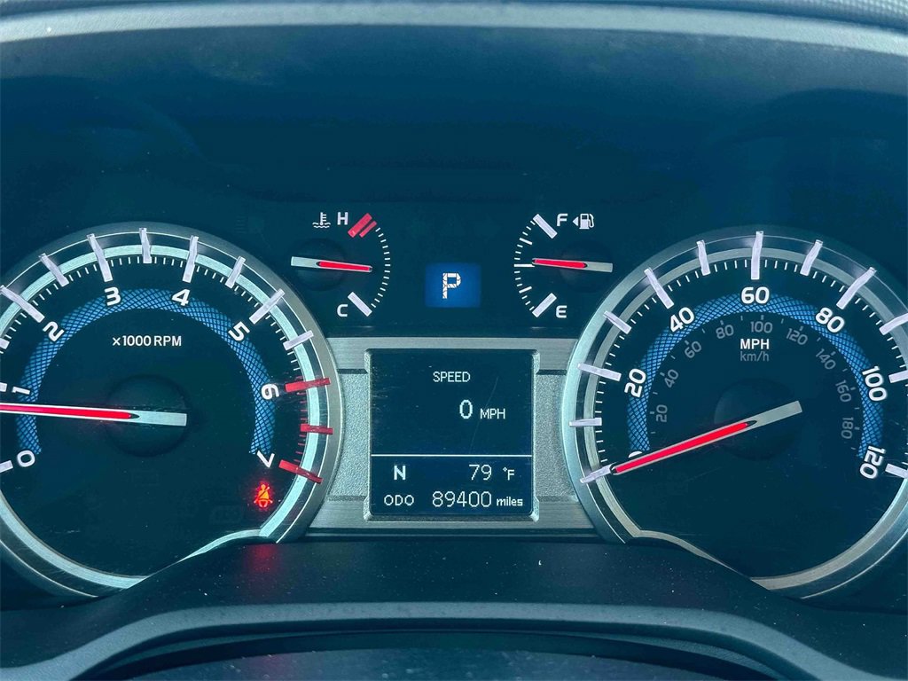 Used 2018 Toyota 4Runner SR5 Premium image 25