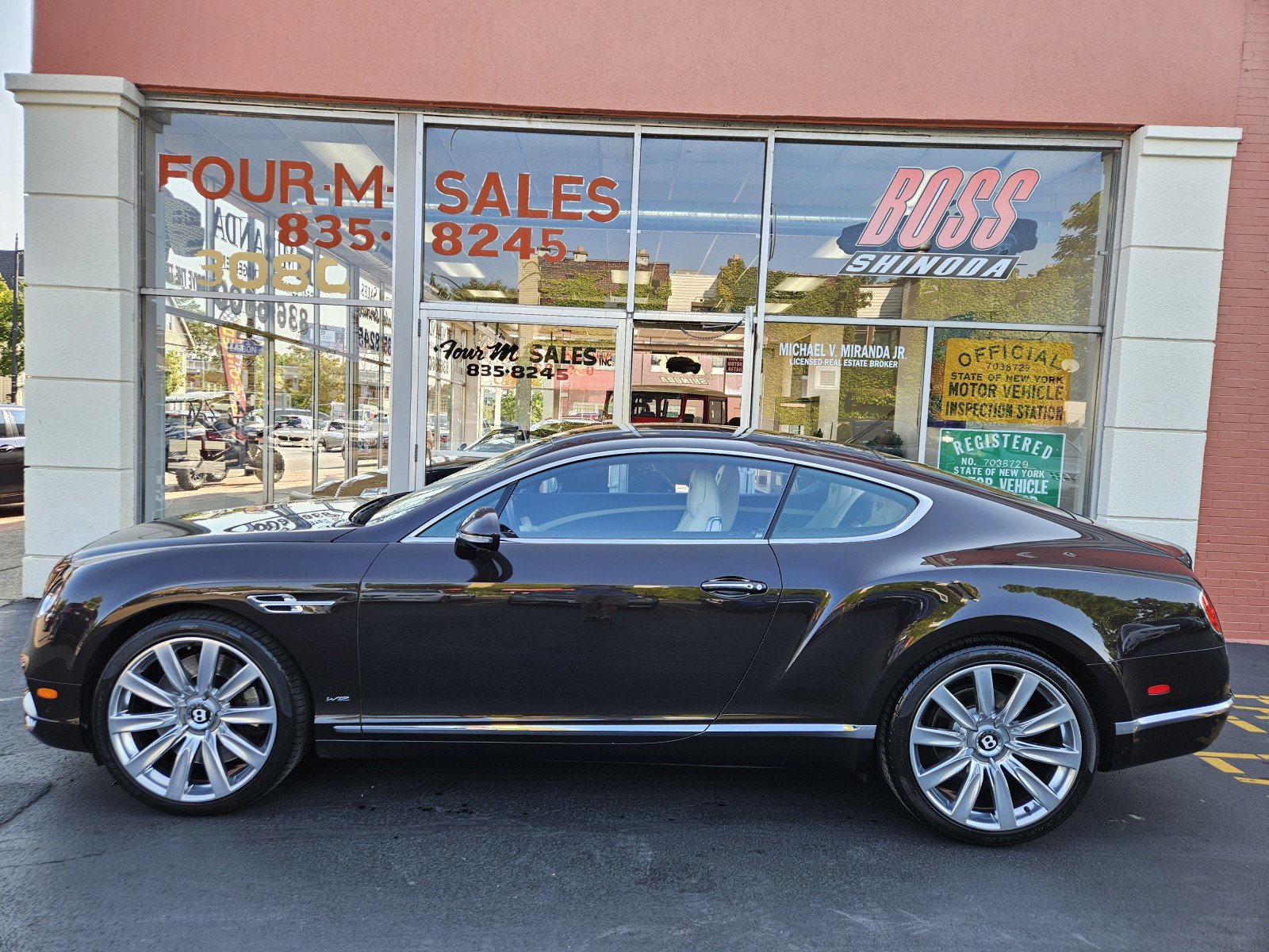 Used 2016 Bentley Continental GT image 3