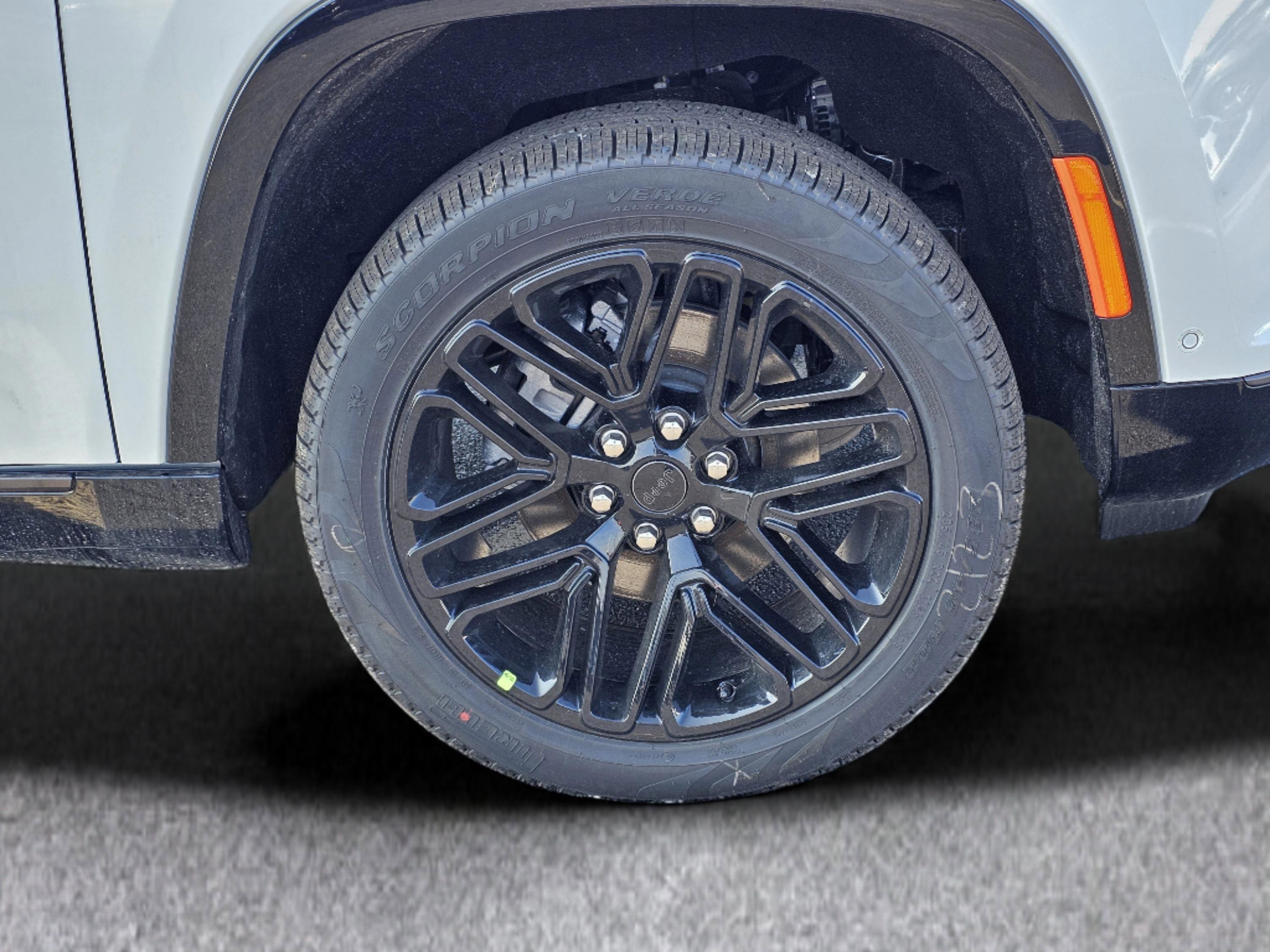 New 2026 Jeep Grand Wagoneer Limited image 6