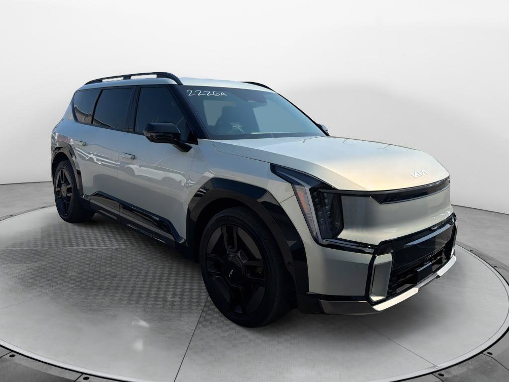 Used 2024 Kia EV9 GT-Line AWD/4WD image 2