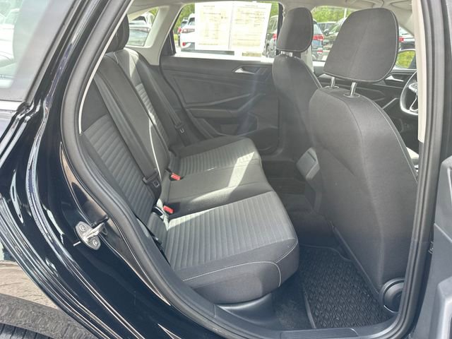 Certified 2024 Volkswagen Jetta S FWD image 32
