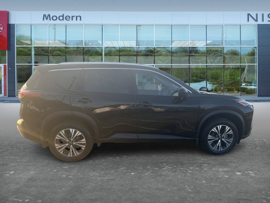 Certified 2023 Nissan Rogue SV w/ SV Premium B Package FWD image 4