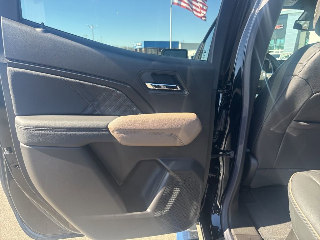 New 2026 GMC Canyon Denali image 28