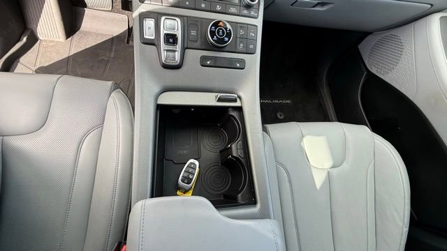 Used 2024 Hyundai Palisade SEL image 24