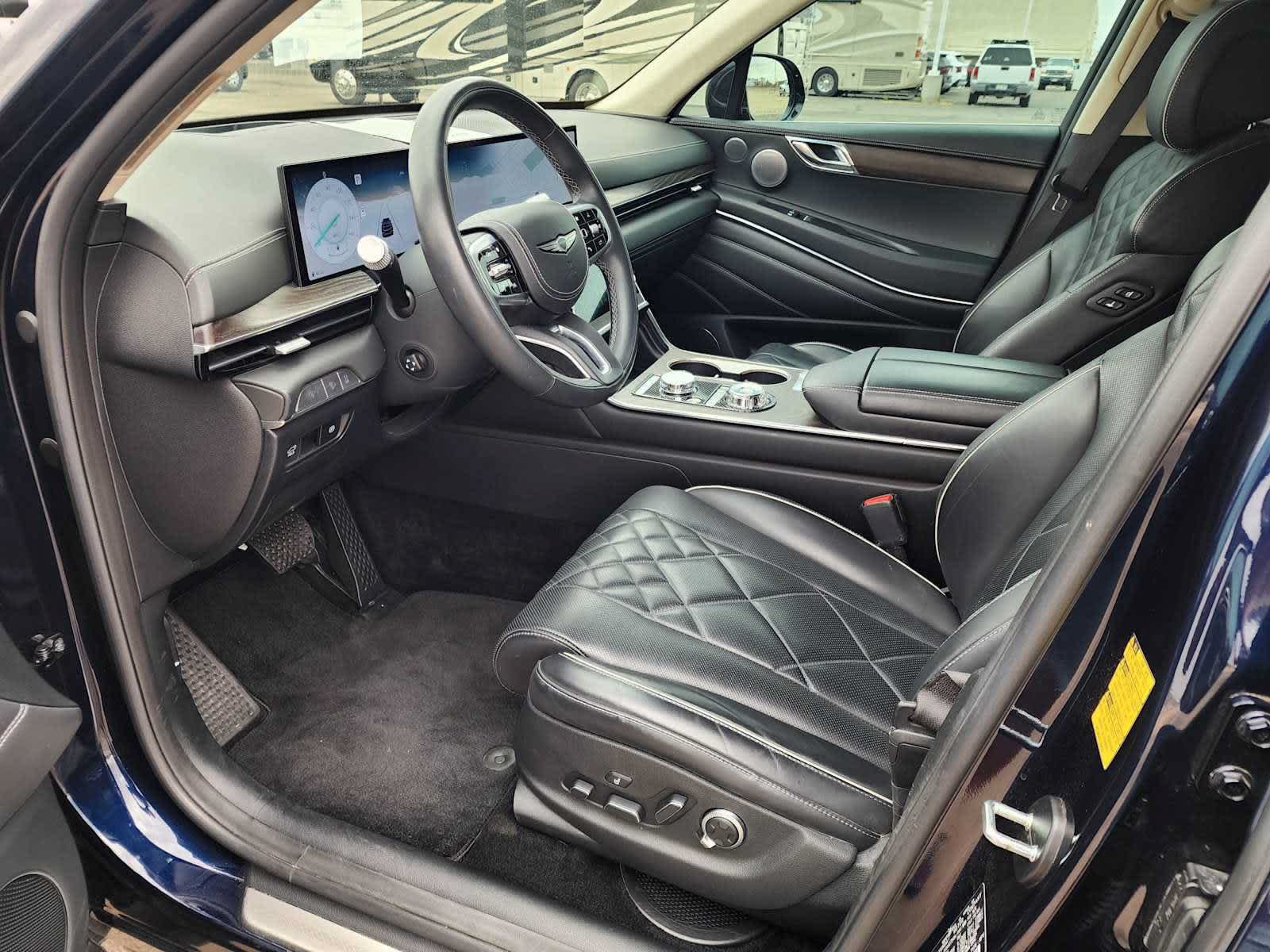 Used 2025 Genesis GV80 3.5T Prestige AWD/4WD image 16
