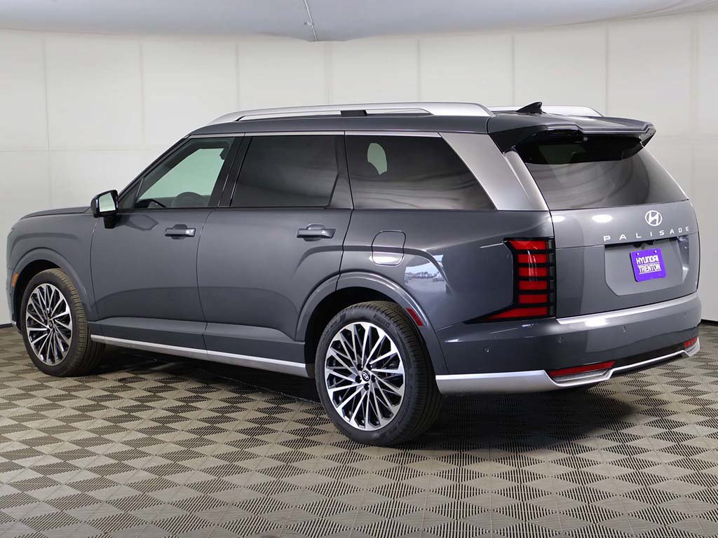 Used 2026 Hyundai Palisade Calligraphy AWD/4WD image 17