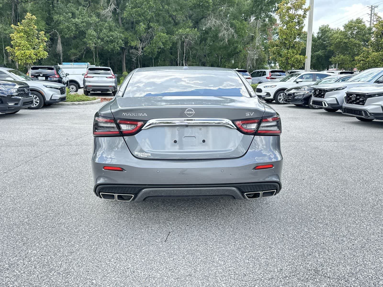 Used 2023 Nissan Maxima SV w/ Floor Mat Group FWD image 5