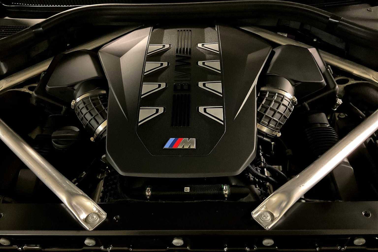 New 2026 BMW X7 M60i image 17