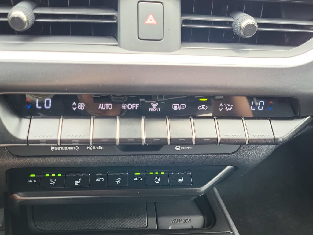 Used 2019 Lexus UX 250h AWD/4WD image 30
