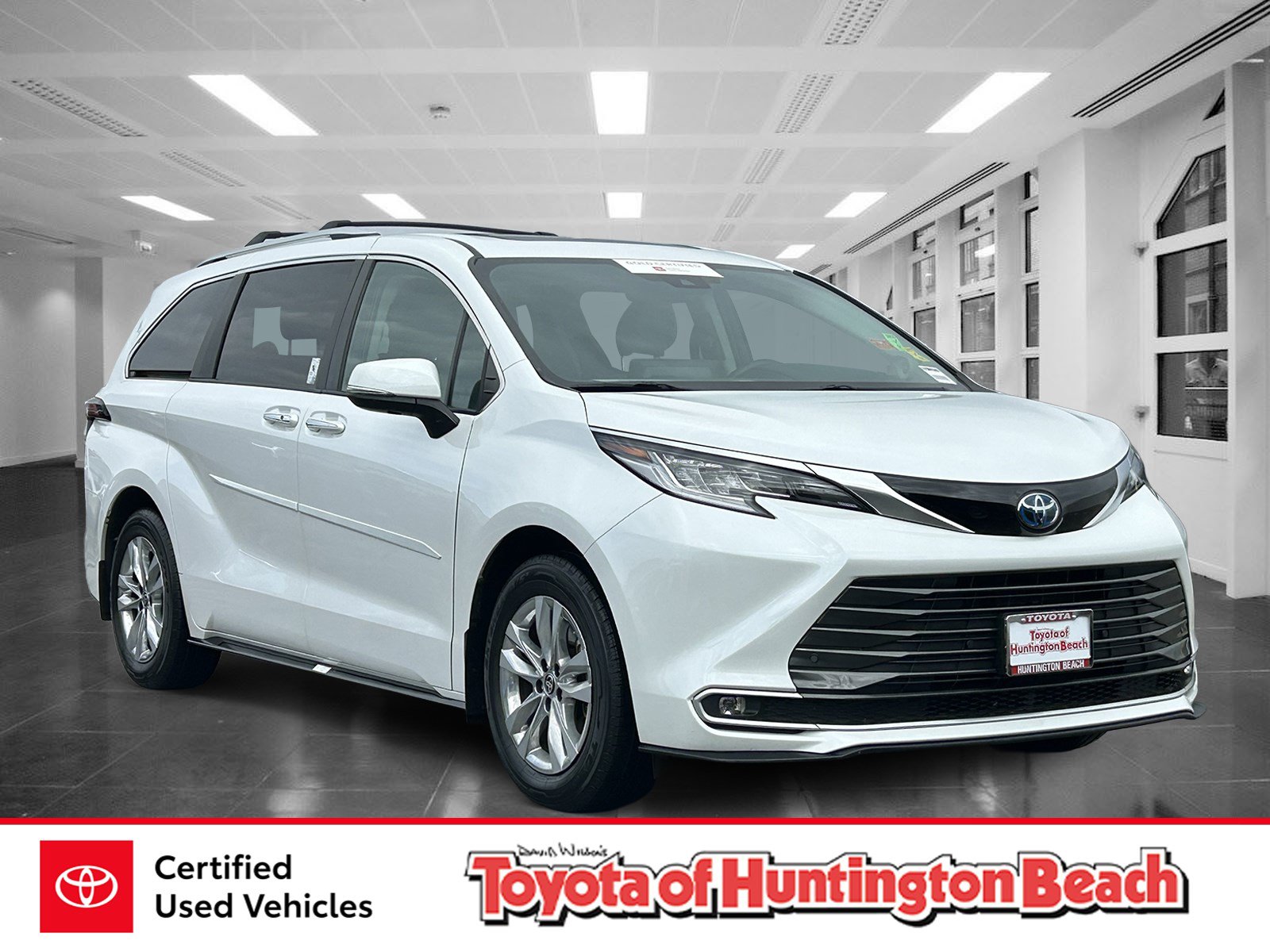Certified 2024 Toyota Sienna Limited