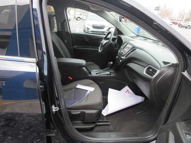 Used 2020 Chevrolet Equinox LT w/ Driver Convenience Package image 25