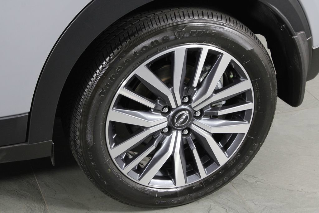 Used 2024 Nissan Kicks SV image 13