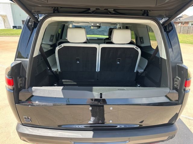 Used 2025 Rivian R1S Adventure AWD/4WD image 24