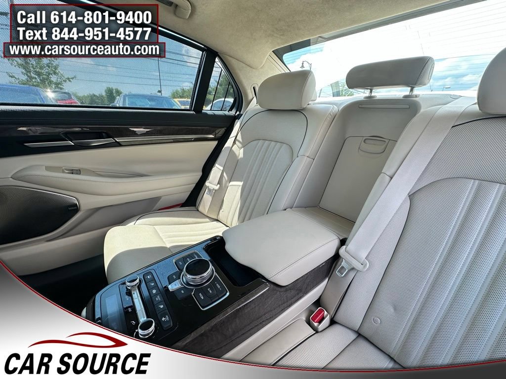 Used 2019 Genesis G90 3.3T Premium AWD/4WD image 19