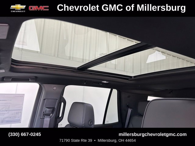 New 2027 GMC Yukon Denali w/ Sun & Power Step Package AWD/4WD image 23