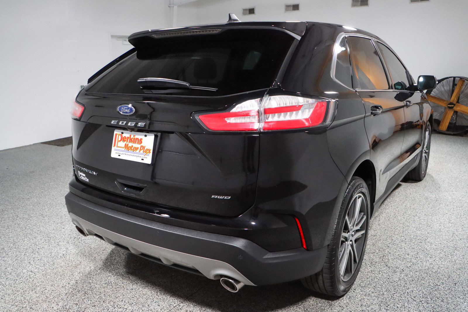 Used 2021 Ford Edge Titanium image 7