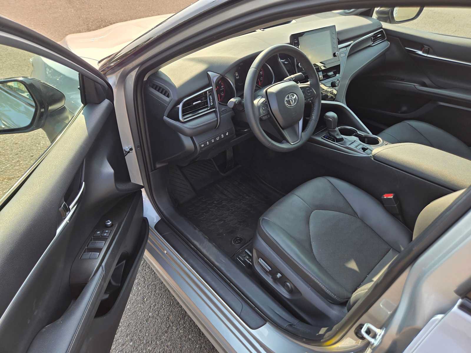 Used 2024 Toyota Camry XSE w/ Navigation Package FWD image 22