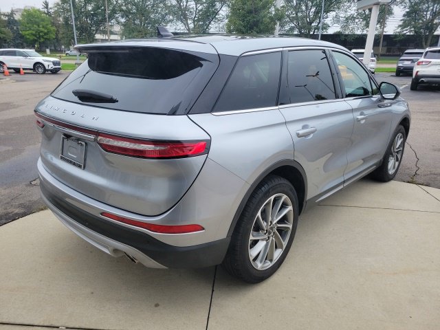 Certified 2023 Lincoln Corsair AWD w/ Equipment Group 101A image 11