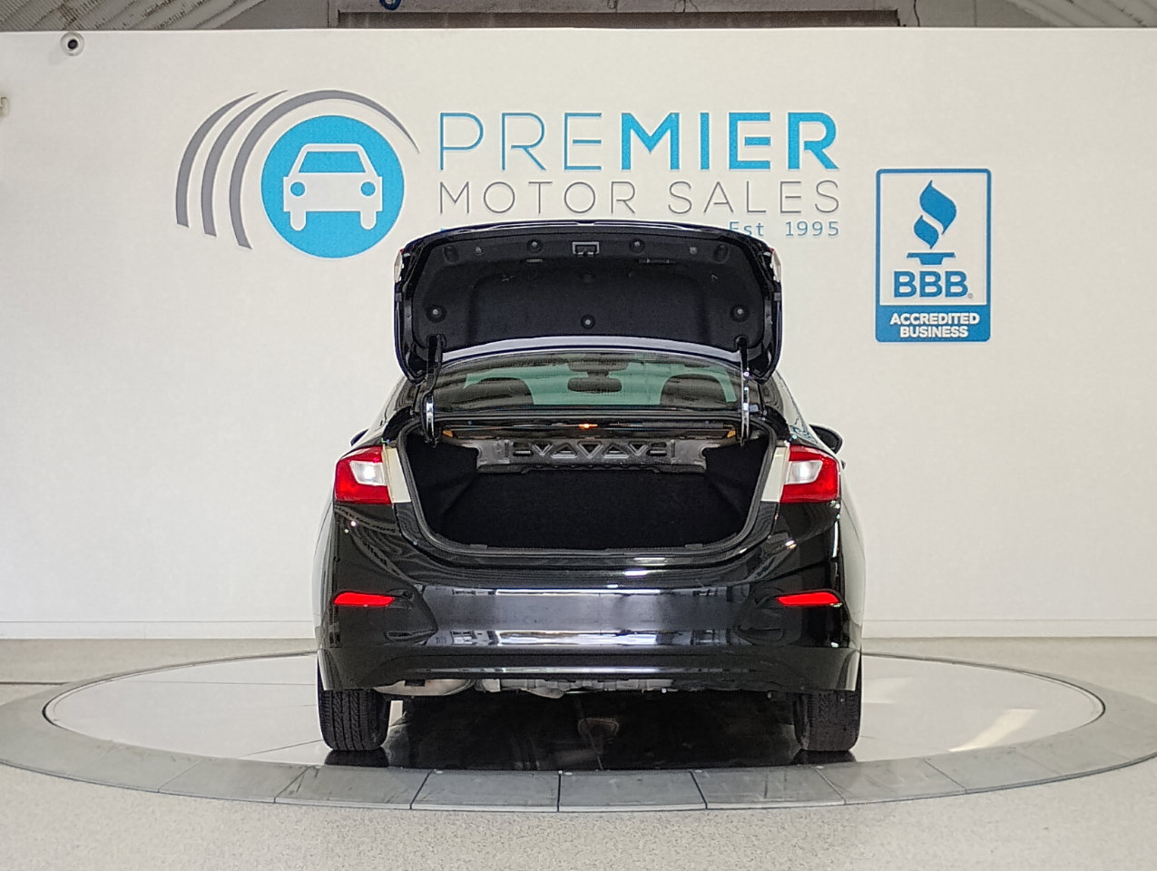 Used 2016 Chevrolet Cruze LS image 29